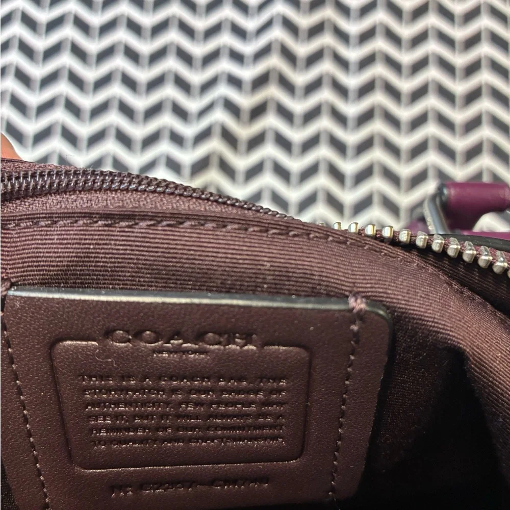 Authentic PreOwned Coach Purple Flower Purse - Picture 7 of 7